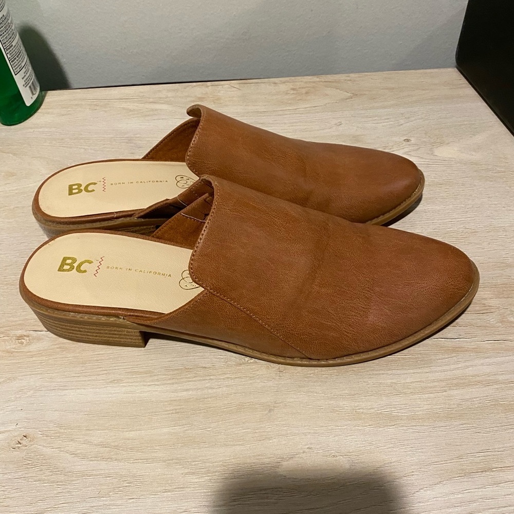 Brown women’s mules size 9